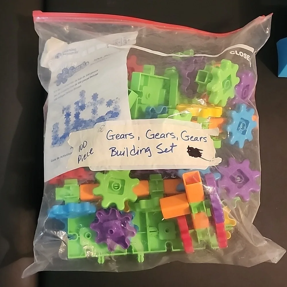 Gears! Gears! Gears! Vibrant Gear Building Set for Kids 100 Pieces